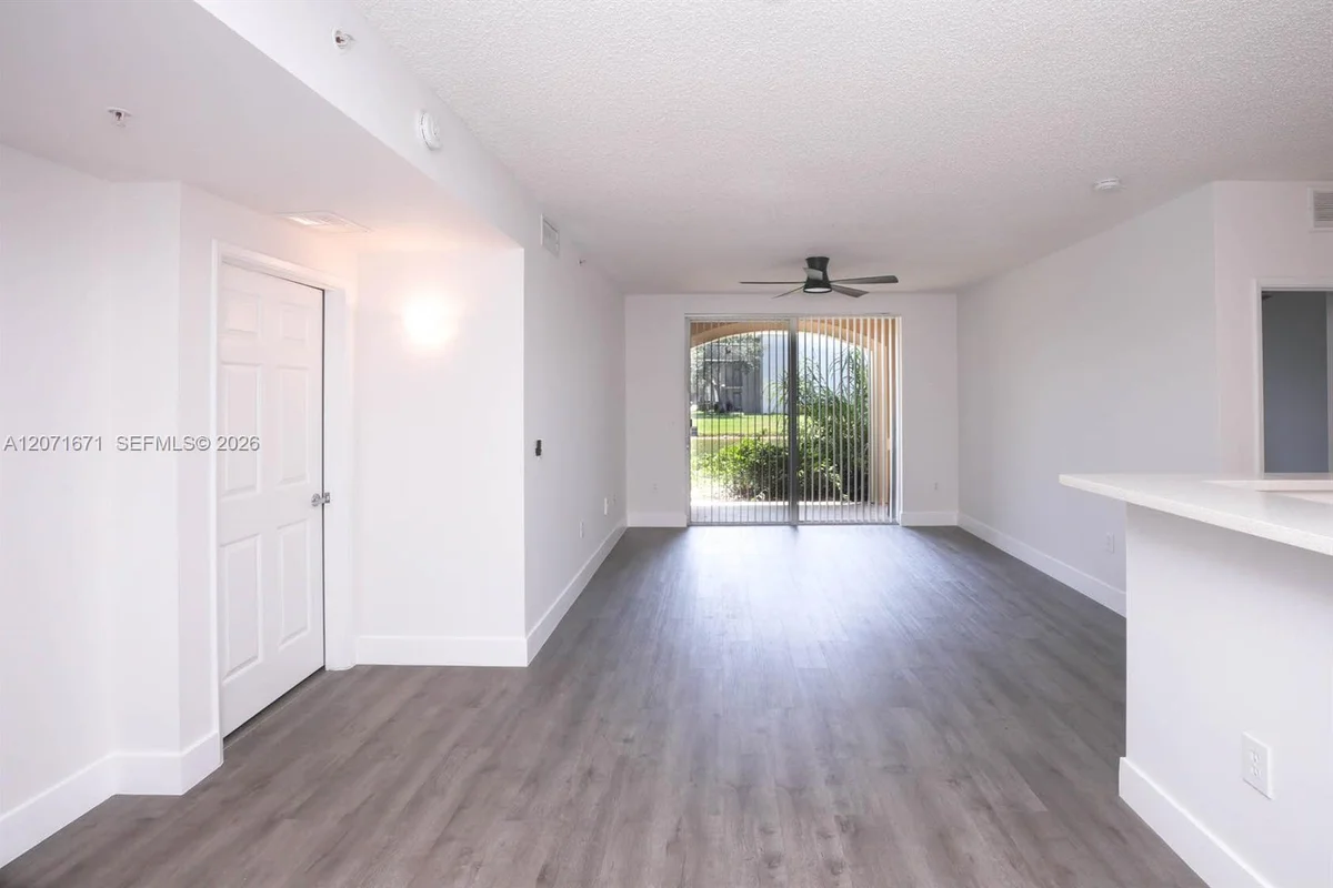 8050 N Nob Hill Rd #106, Tamarac: photo 1 of 39