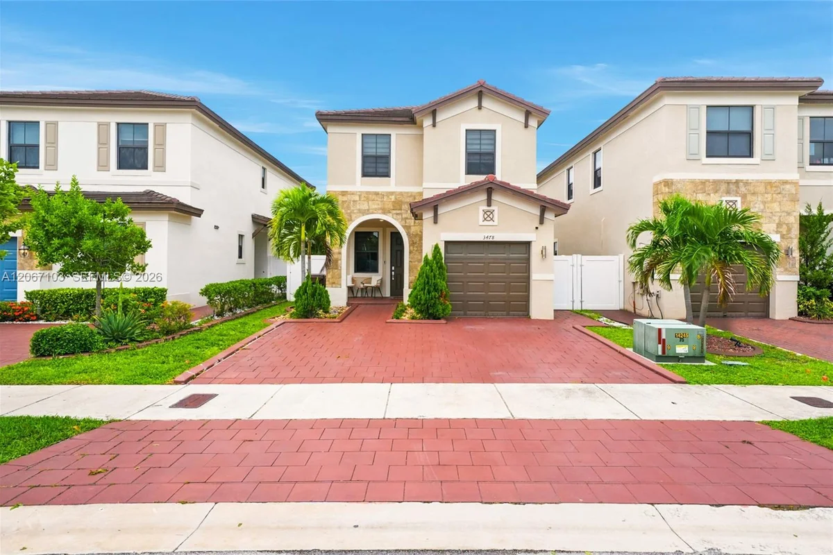 3478 W 110th St, Hialeah: photo 1 of 29