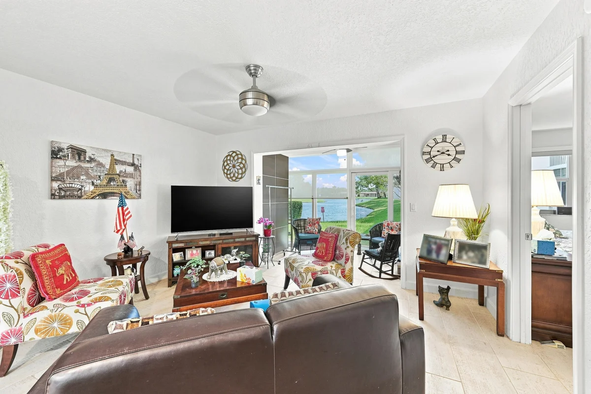 10382 NW 24th Pl #105, Sunrise: photo 1 of 38