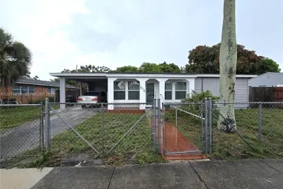 515 Hunter St, West Palm Beach: photo 1 of 11