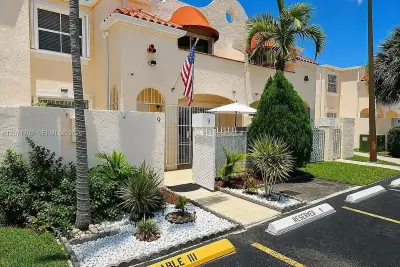 8575 NW 5th Ter #1509, Miami: photo 1 of 30