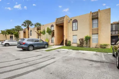 4241 NW 19th St #172, Lauderhill: photo 1 of 24
