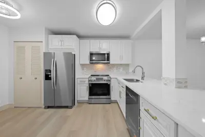 370 NW 76th Ave #204, Margate: photo 1 of 18