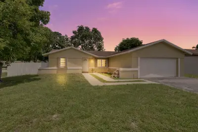9235 Saddlecreek Dr, Boca Raton: photo 1 of 16
