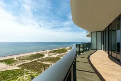 900 N Ocean Blvd #802, Pompano Beach: photo 1 of 31