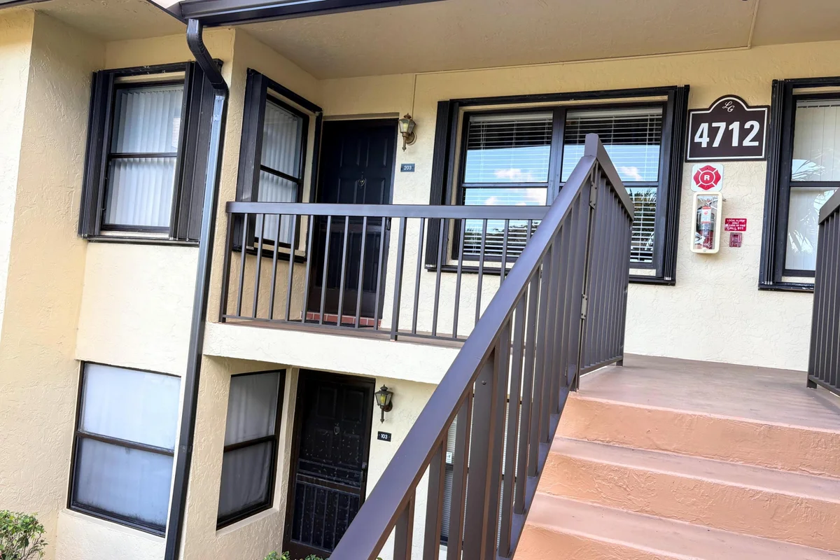 4712 E Lucerne Lakes Blvd E #203, Lake Worth: photo 1 of 19