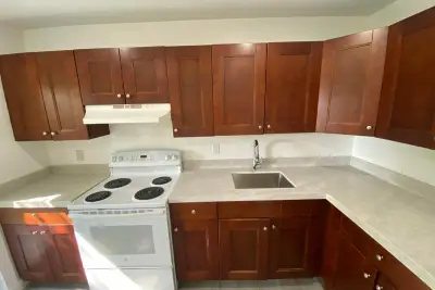 850 SW 9th Ave 1-4 #1-4, # C, Hallandale Beach: photo 1 of 11