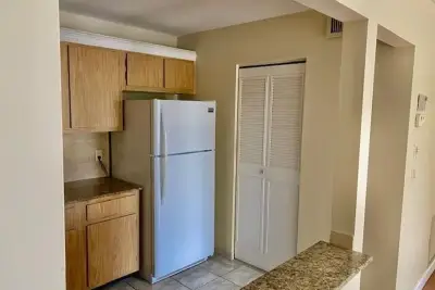 428 Pine Glen Ln #B-2, Lake Worth: photo 1 of 22