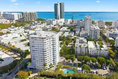 1881 Washington Ave #4A, Miami Beach: photo 1 of 18