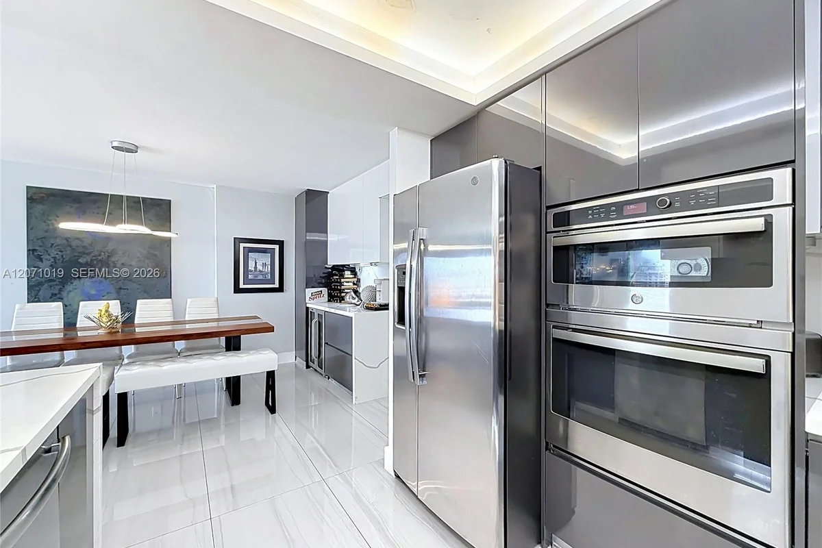 6900 Bay Dr #11G, Miami Beach: photo 1 of 40