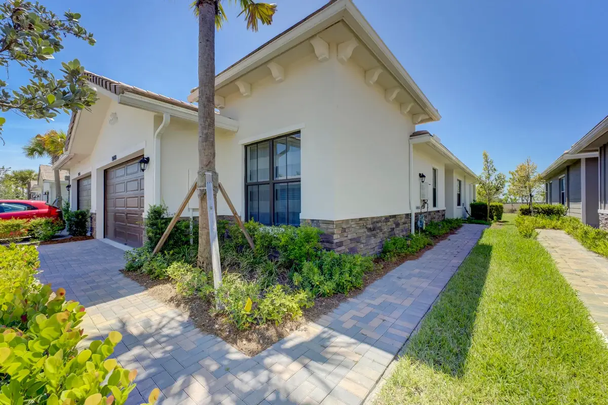 19708 Weathervane Way, Loxahatchee: photo 1 of 44