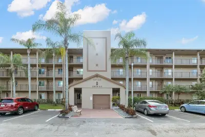 12750 SW 15th St #204D, Pembroke Pines: photo 1 of 17