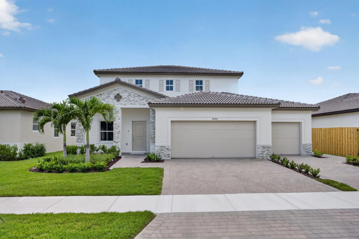 2444 SE 29th Dr #A, Homestead: photo 1 of 20