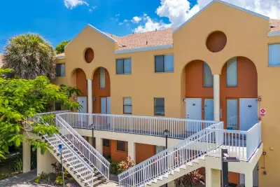 5200 NW 31st Ave #96, Fort Lauderdale: photo 1 of 38