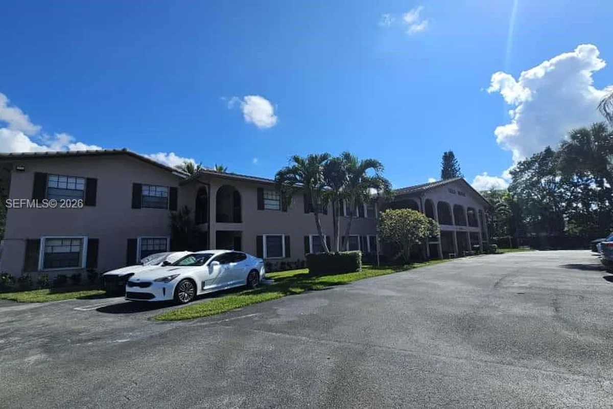 3307 NW 108th Dr #9, Coral Springs: photo 1 of 14
