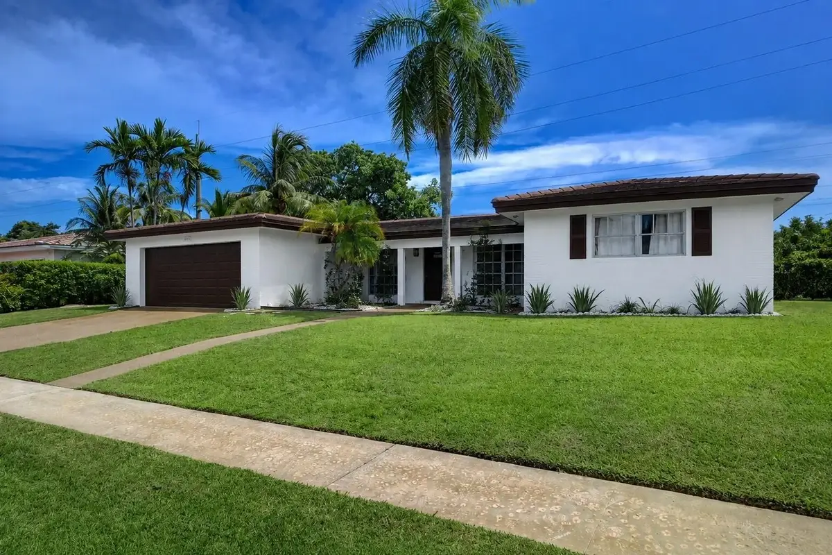 840 SW 7th St, Boca Raton: photo 1 of 31