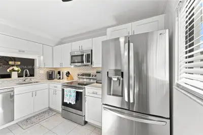 15234 Lakes Of Delray Blvd #250, Delray Beach: photo 1 of 36