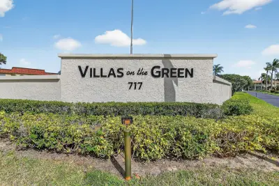 717 S US Hwy 1 #504, Jupiter: photo 1 of 46
