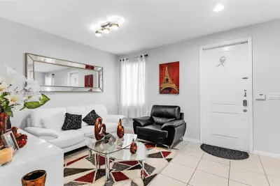 14061 SW 276th St, Homestead: photo 1 of 29