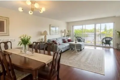 215 SE 3rd Ave #308C, Hallandale Beach: photo 1 of 13