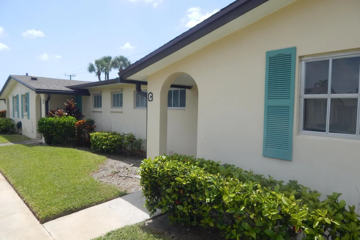2971 Ashley Dr W #C, West Palm Beach: photo 1 of 21
