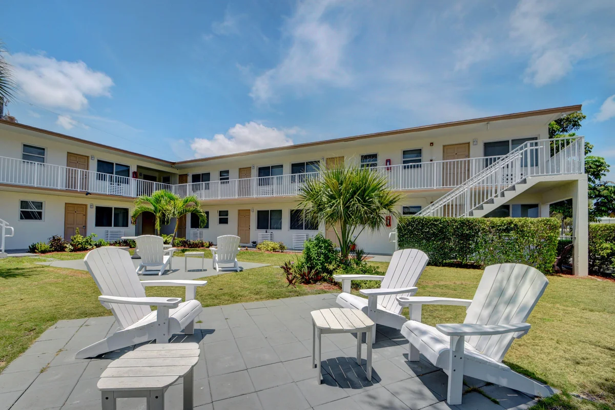 525 S Broadway #J, Lantana: photo 1 of 21