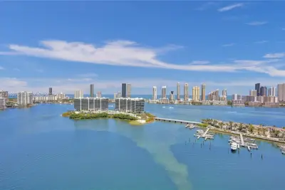 3201 NE 183rd St #2403, Aventura: photo 1 of 93