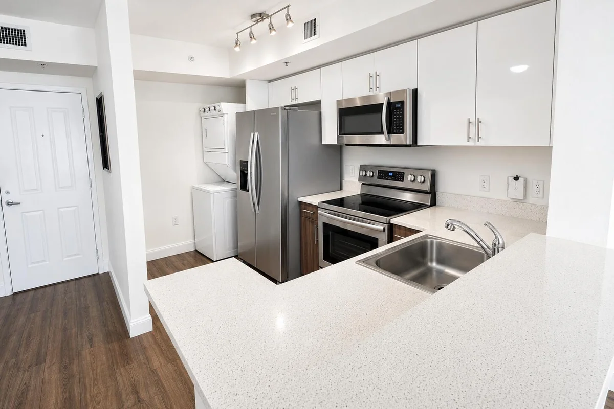 16900 N Bay Rd #3-507, Sunny Isles Beach: photo 1 of 28