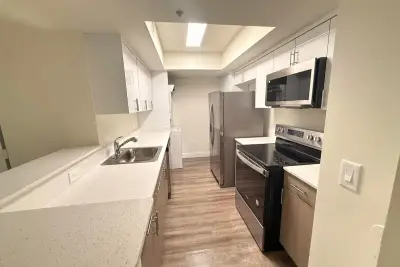 16900 N Bay Rd #2-2303, Sunny Isles Beach: photo 1 of 32