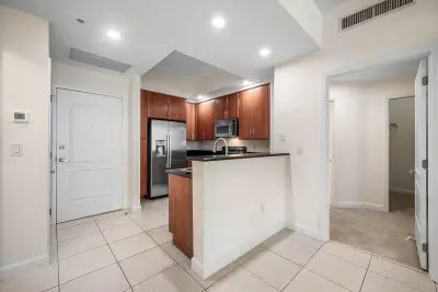 801 S Olive Ave #715, West Palm Beach: photo 1 of 34