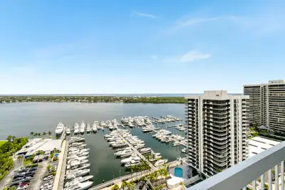 123 Lakeshore Dr #PH45, North Palm Beach: photo 1 of 73