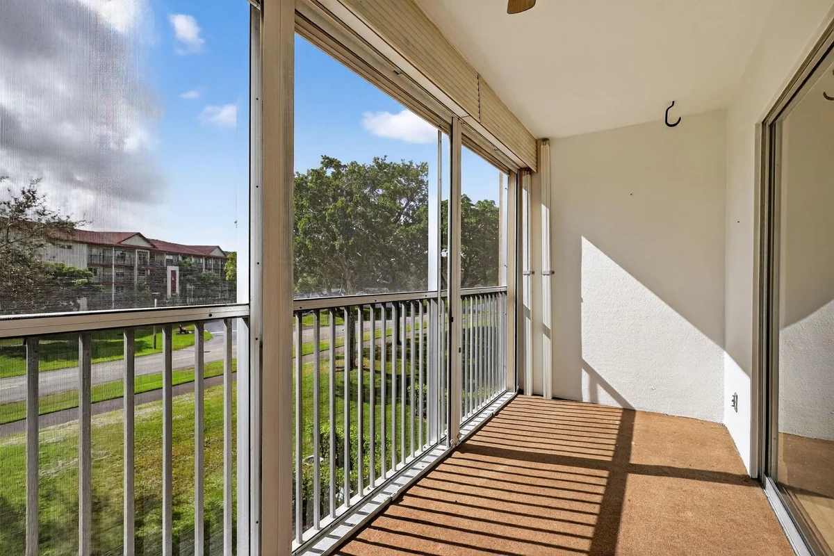 12750 SW 4th Ct #307J, Pembroke Pines: photo 1 of 42