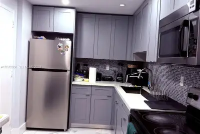 1800 Sans Souci Blvd #336, North Miami: photo 1 of 14