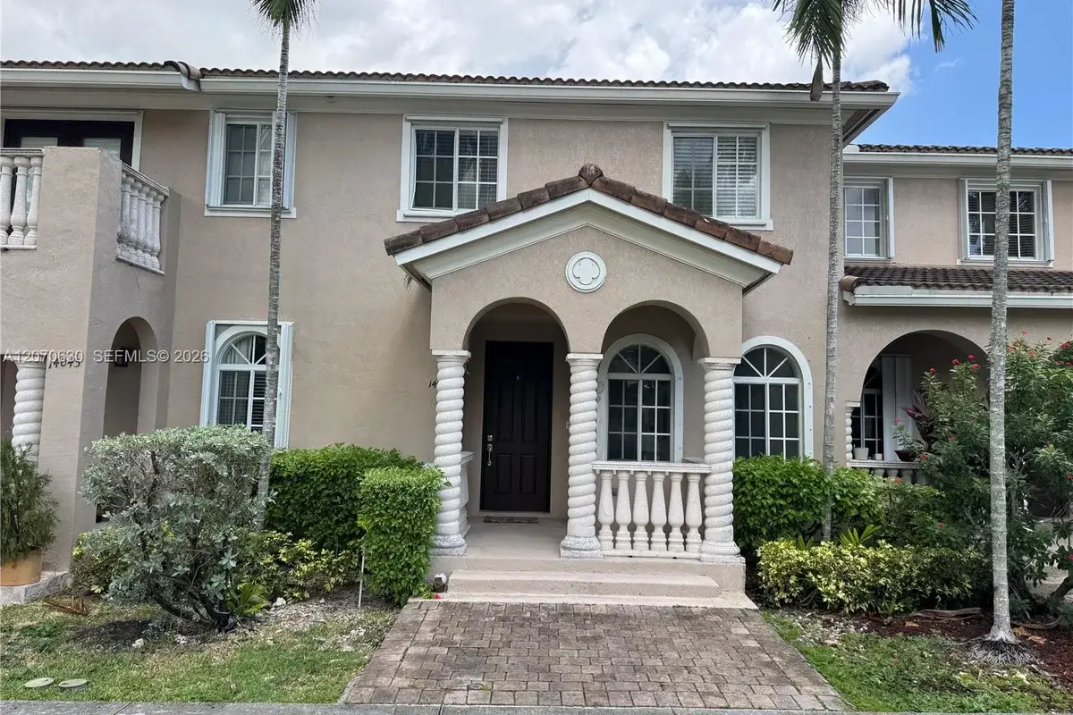 14043 SW 272nd St, Homestead: photo 1 of 30