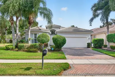 7315 Twin Falls Dr, Boynton Beach: photo 1 of 51
