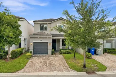 269 NW 36th Ave, Pompano Beach: photo 1 of 31