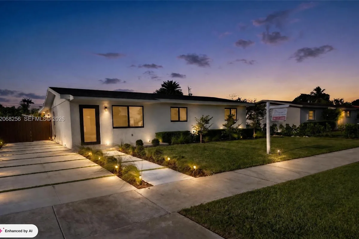 10821 SW 63rd St, Miami: photo 1 of 42