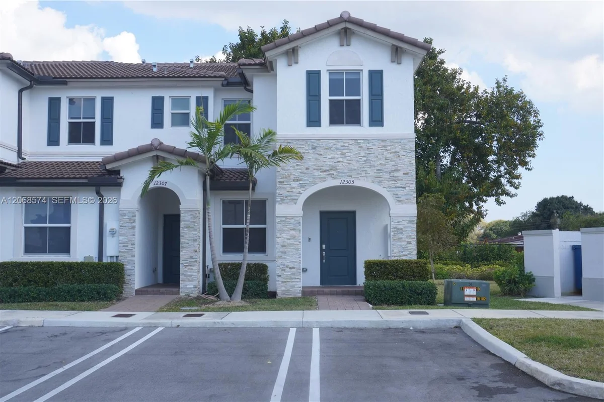 12305 NW 23 Ct, Miami: photo 1 of 24