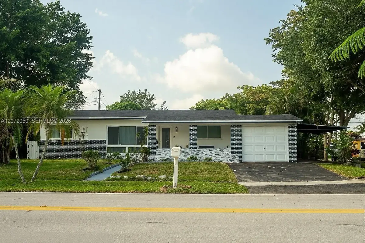 5090 SW 9th Ct, Plantation: photo 1 of 22