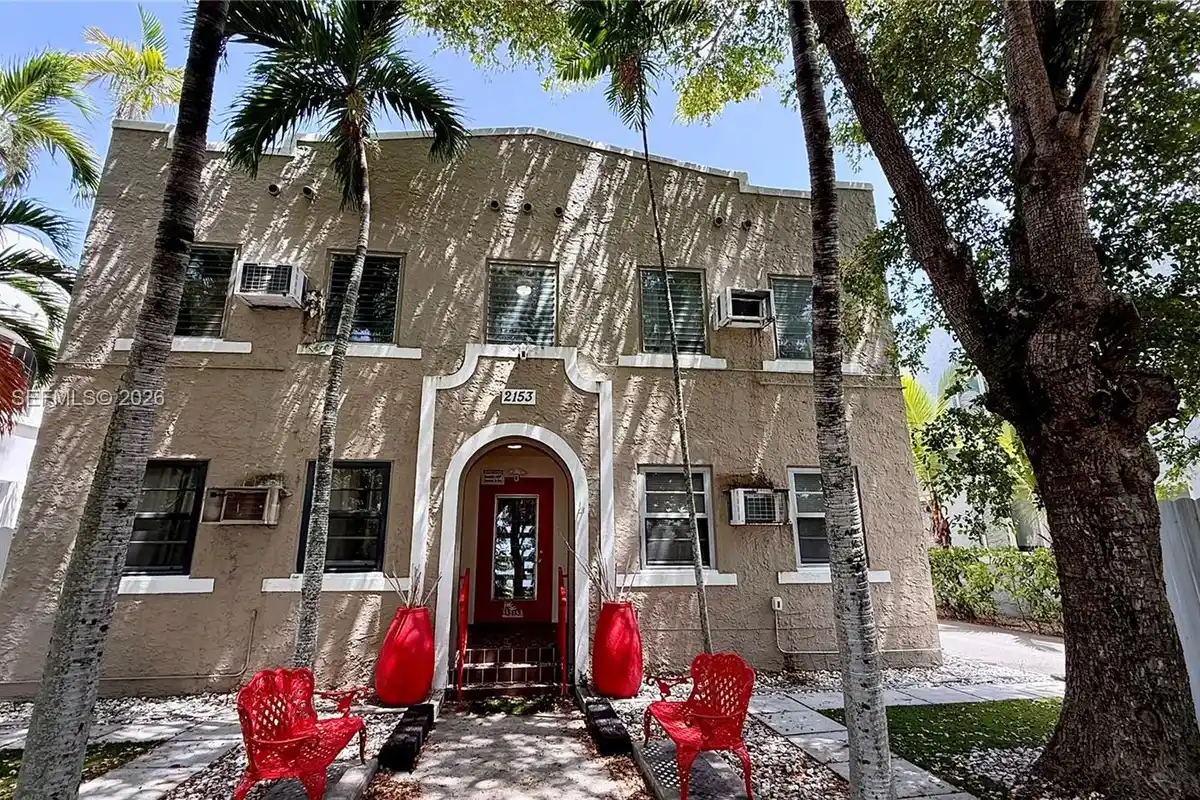 2153 SW 14th Ter #2, Miami: photo 1 of 21