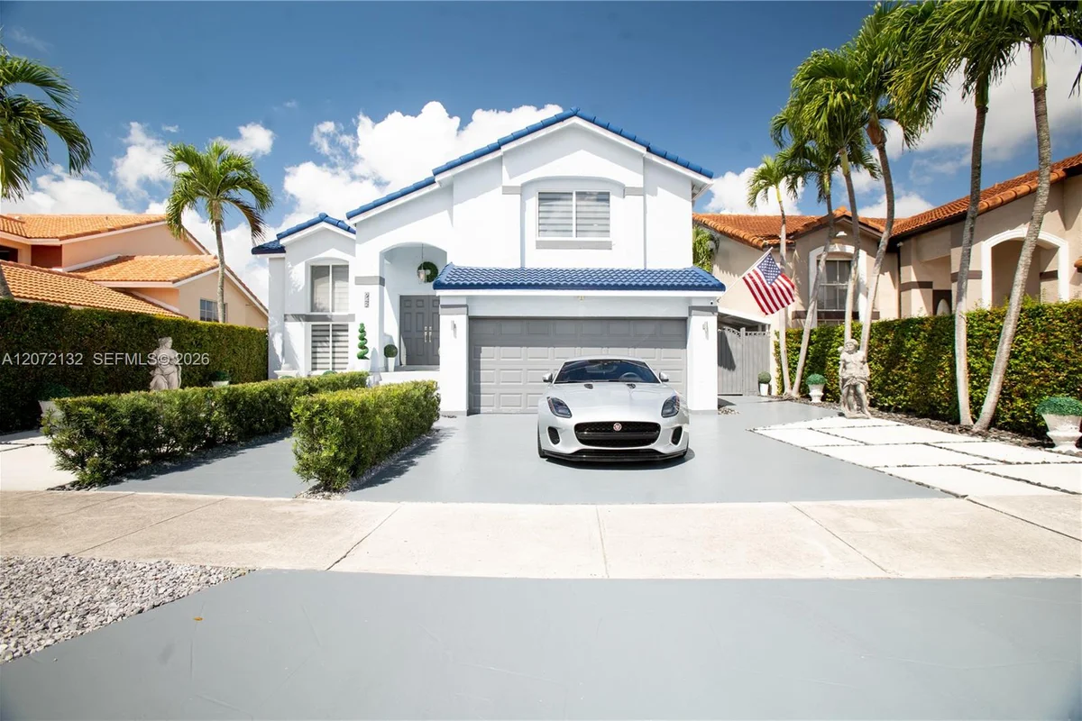 942 NW 133rd Ct, Miami: photo 1 of 91
