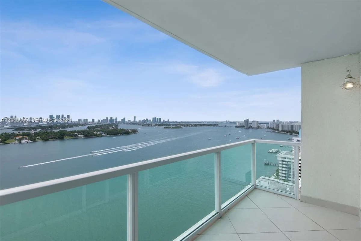 650 West Ave #2307, Miami Beach: photo 1 of 32