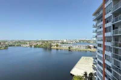 1301 NE Miami Gardens Dr #1404W, Miami: photo 1 of 13