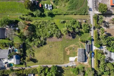 5400 SW 162nd Ave, Southwest Ranches: photo 1 of 14