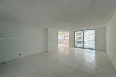 1904 S Ocean Dr #1206, Hallandale Beach: photo 1 of 25