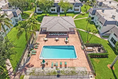 8410 W Sample Rd #110, Coral Springs: photo 1 of 24