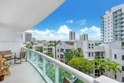 7900 Harbor Island Dr #505, North Bay Village: photo 1 of 35