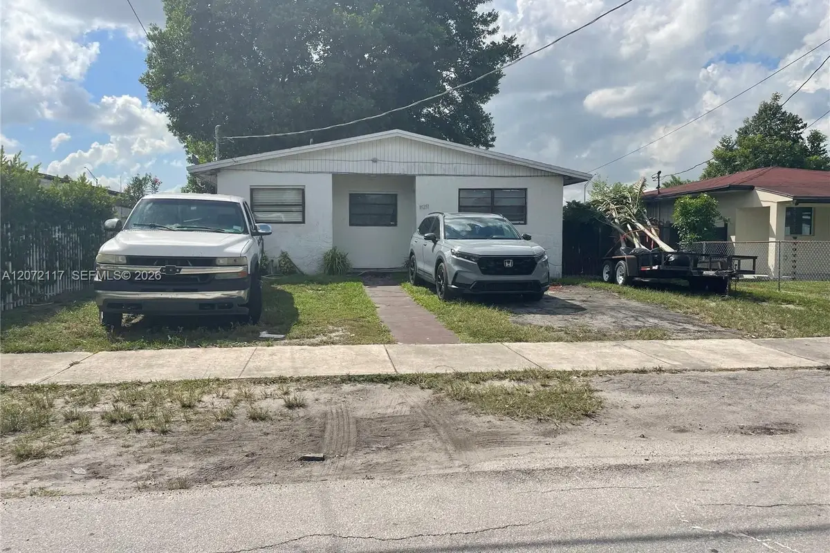 15251 Railroad Dr, Miami Gardens: photo 1 of 1