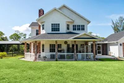 14366 73rd St N, Loxahatchee: photo 1 of 46