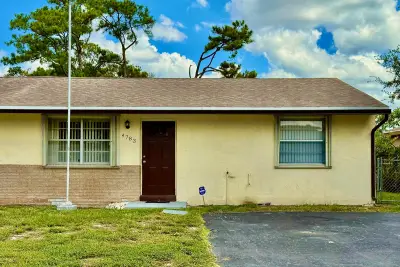 4783 Gladiator Cir, Greenacres: photo 1 of 20
